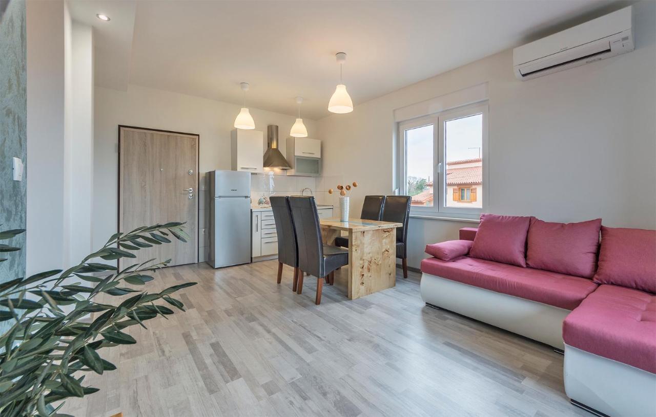 2 Bedroom Apartment Peroj Fažana Eksteriør bilde